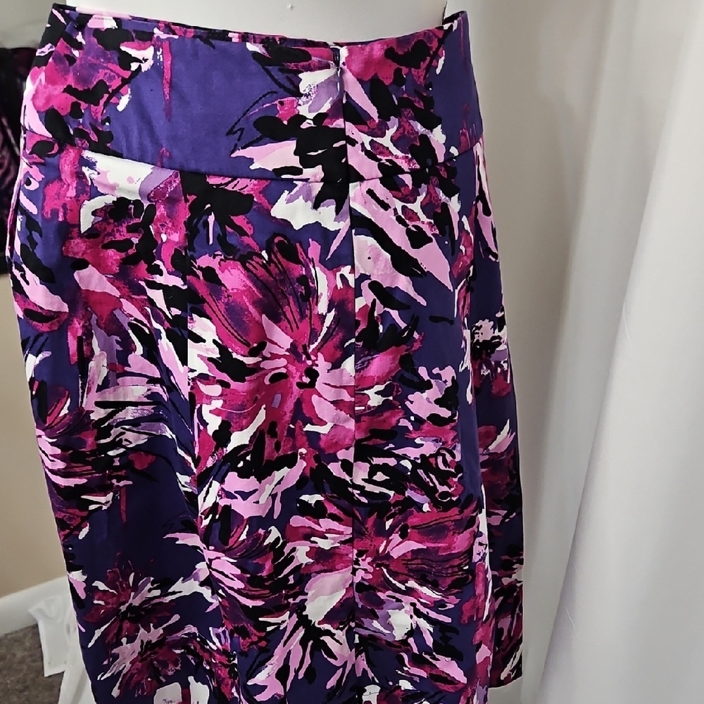 East 5th A-Line Skirt in Purple and Pink Floral - Picture 8 of 8